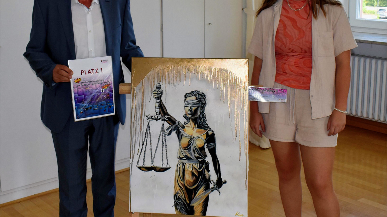 Siegerin des Kunstwettbewerbs des Pfälzischen Oberlandesgerichts Zweibrücken, Vanessa Walczyk
